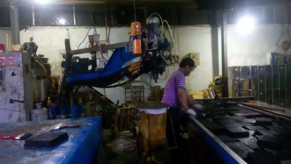 聚氨酯澆築2.jpg